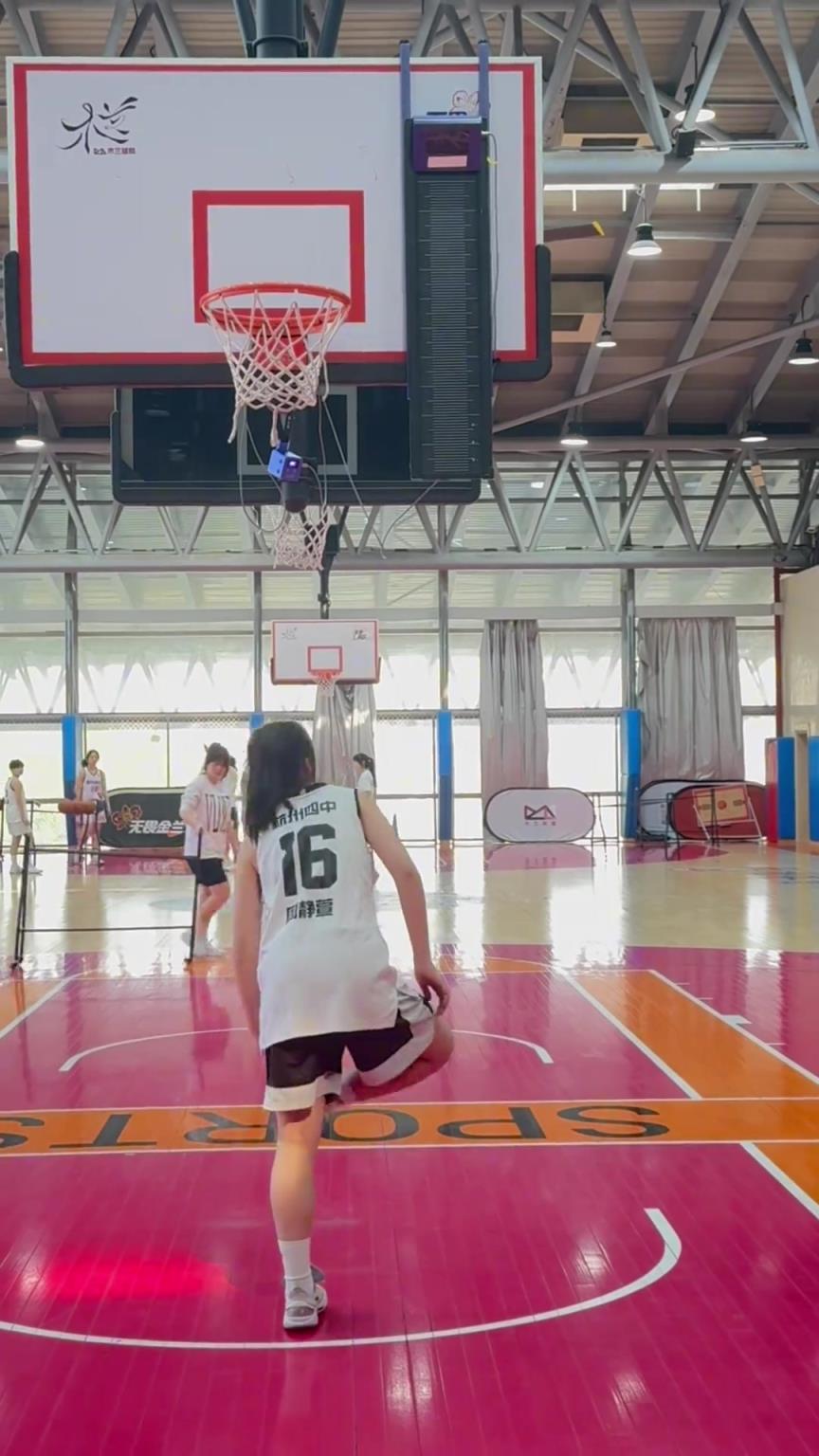 所以，你能摸高多少？