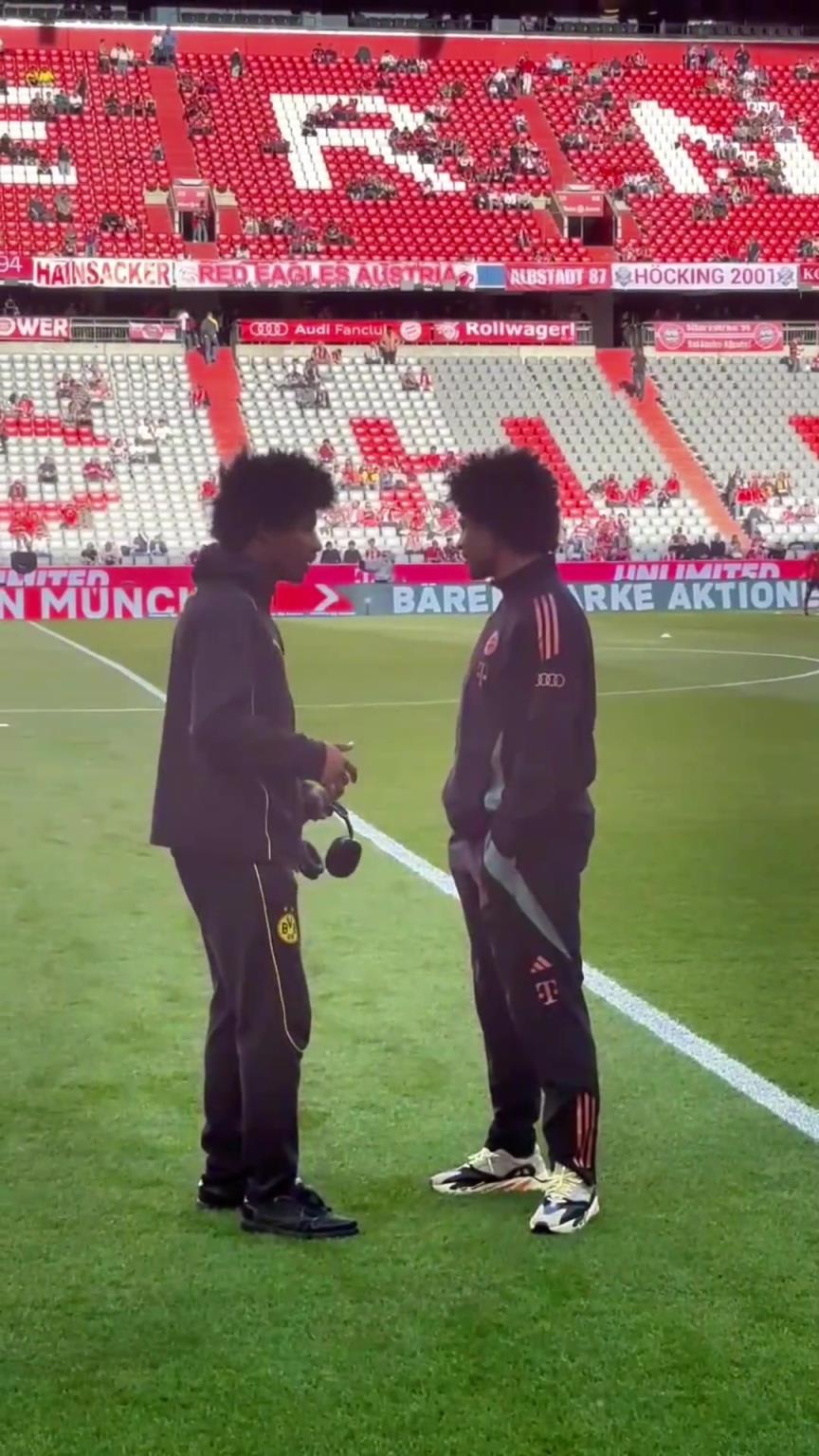 一模一樣的蓬蓬頭！一時分不清阿德耶米和格納布里了！