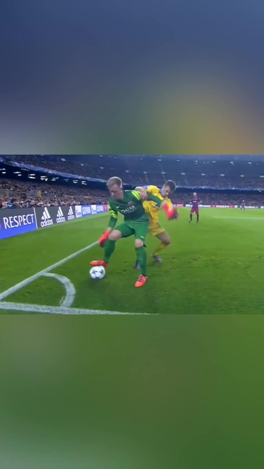 特爾施特根：老子的護(hù)球像亨利！誰來了也不好使！