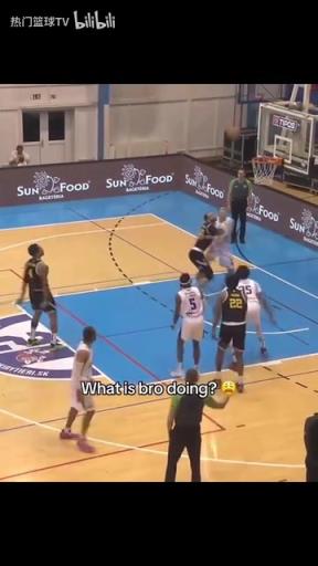 一分變兩分！這哥們得感謝5號為他成就了名場面！